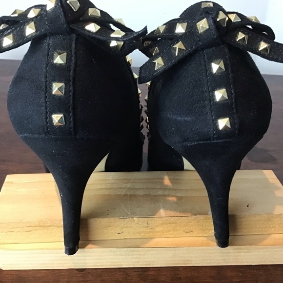 Elle - Picture 5 of 8